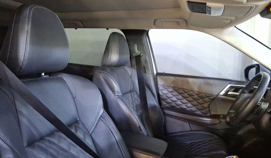 Mitsubishi Outlander 2.4 PHEV DIAMOND AUTO 4WD Suv 2024