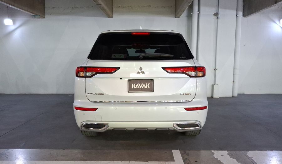 Mitsubishi Outlander 2.4 PHEV DIAMOND AUTO 4WD Suv 2024