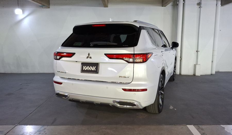 Mitsubishi Outlander 2.4 PHEV DIAMOND AUTO 4WD Suv 2024