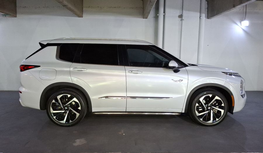 Mitsubishi Outlander 2.4 PHEV DIAMOND AUTO 4WD Suv 2024
