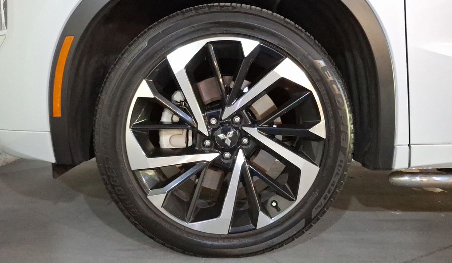 Mitsubishi Outlander 2.4 PHEV DIAMOND AUTO 4WD Suv 2024