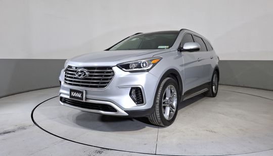 Hyundai • Santa Fe