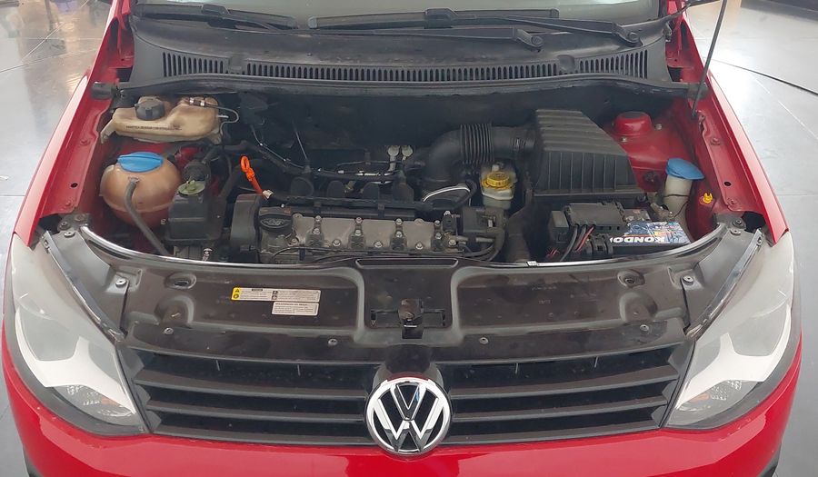 Volkswagen Fox 1.6 VHT TOTAL FLEX Hatchback 2013