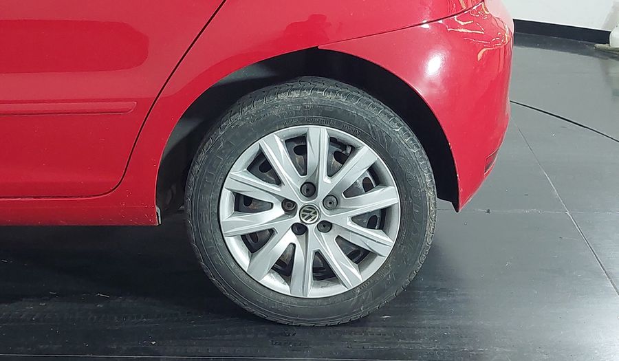 Volkswagen Fox 1.6 VHT TOTAL FLEX Hatchback 2013