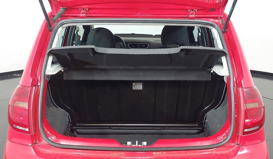 Volkswagen Fox 1.6 VHT TOTAL FLEX Hatchback 2013