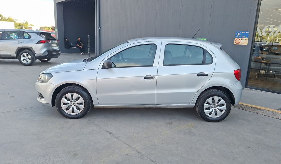 Volkswagen Gol 1.6 POWER Hatchback 2016