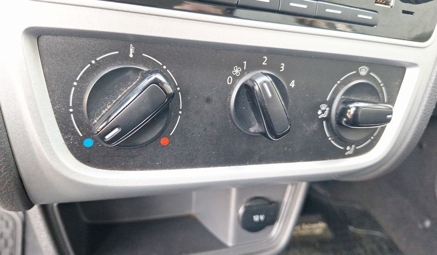 Volkswagen Gol 1.6 POWER Hatchback 2016