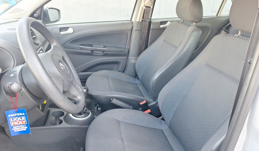 Volkswagen Gol 1.6 POWER Hatchback 2016