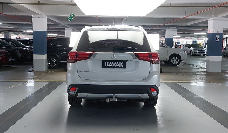 Mitsubishi Outlander 2.0 16V CVT Suv 2016