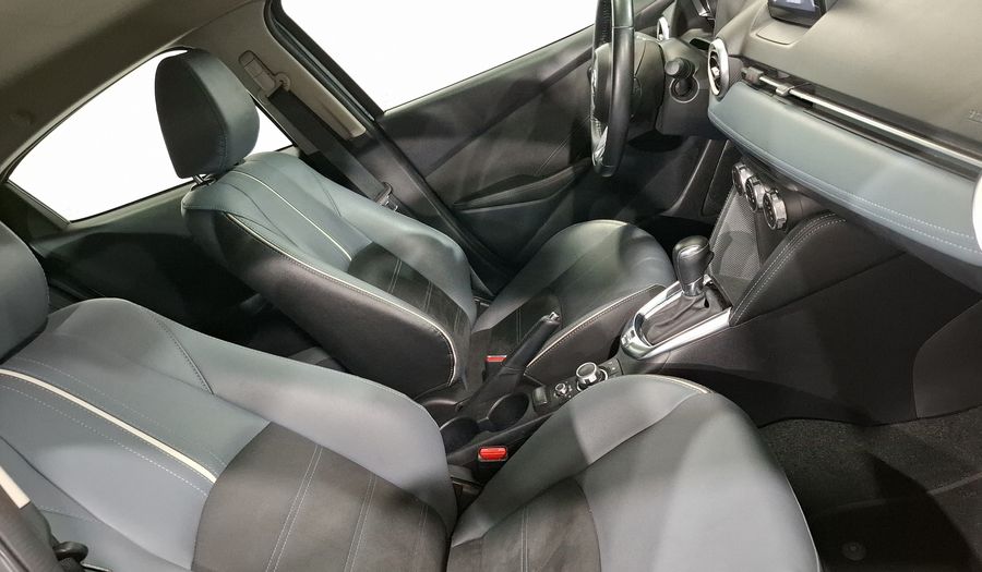 Mazda 2 1.5 MHEV CARBON EDITION AUTO Sedan 2023