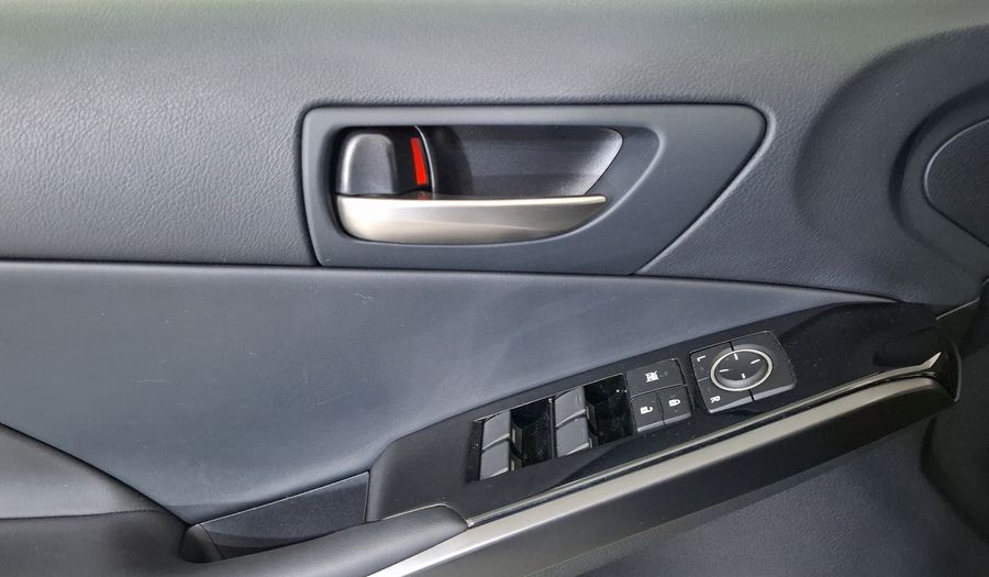Lexus Is 2.0 300 AUTO Sedan 2024
