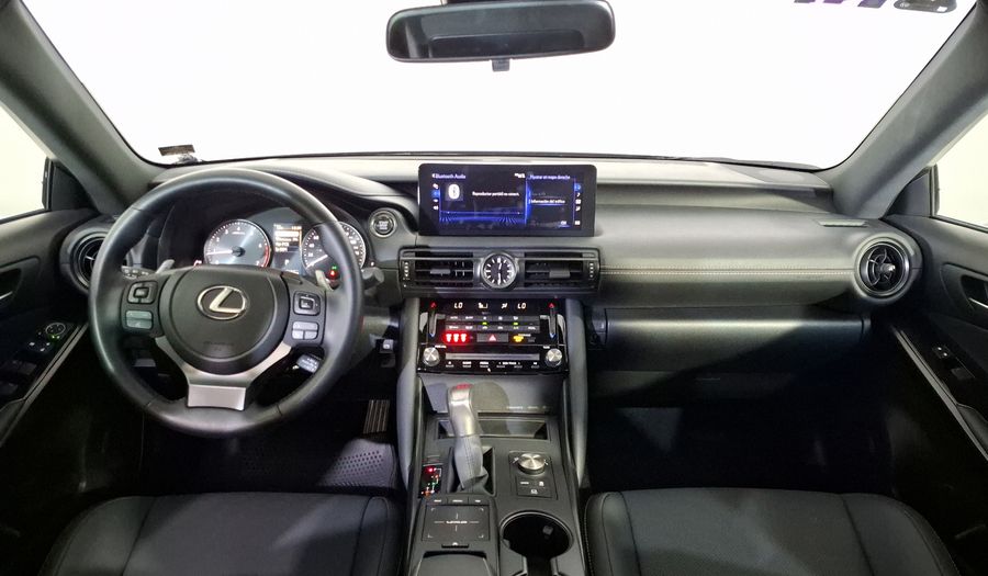 Lexus Is 2.0 300 AUTO Sedan 2024