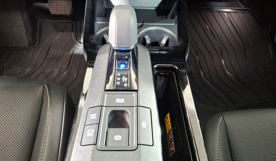 Toyota Prius 1.8 HEV PREMIUM AUTO Hatchback 2024