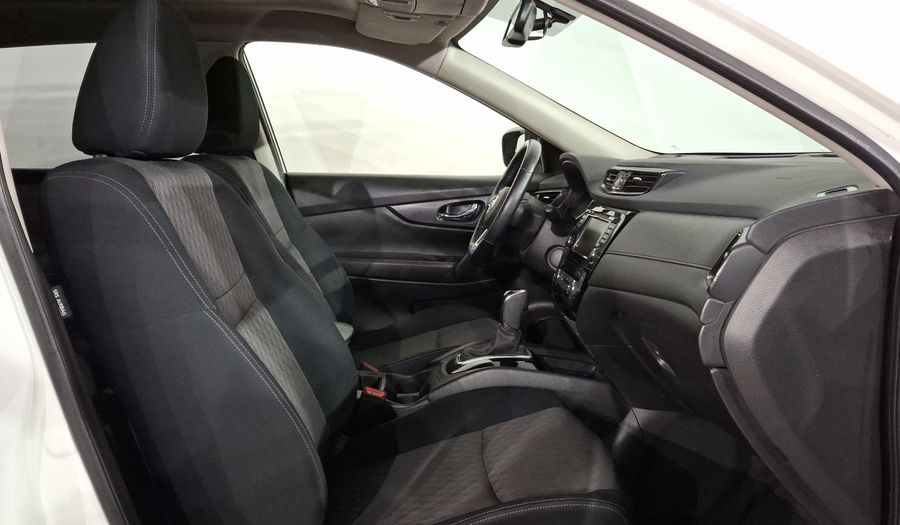 Nissan X-trail 2.5 ADVANCE 3 ROW CVT Suv 2021