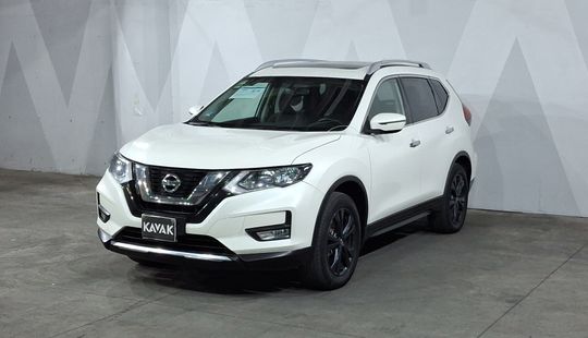 Nissan • X-Trail