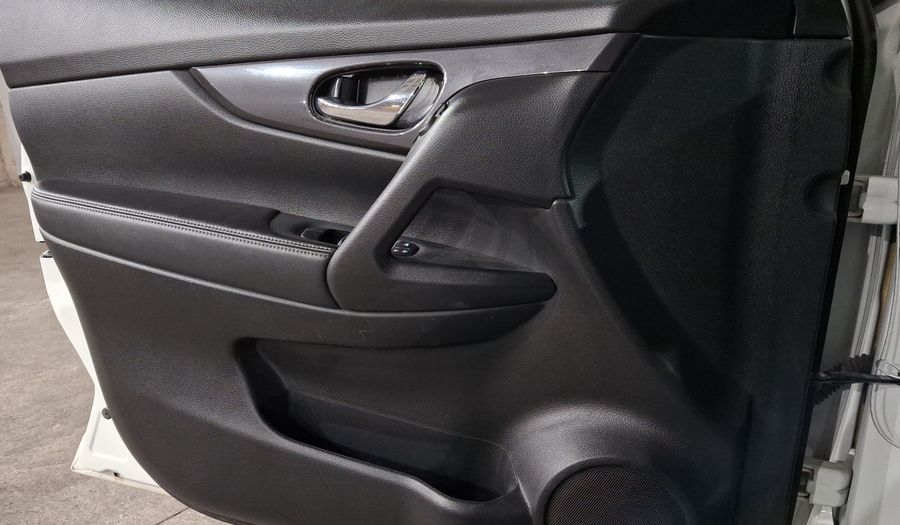 Nissan X-trail 2.5 ADVANCE 3 ROW CVT Suv 2021