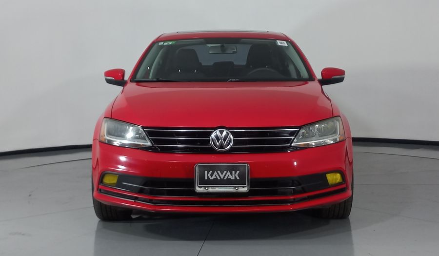 Volkswagen Jetta 2.5 TRENDLINE TIP. Sedan 2018