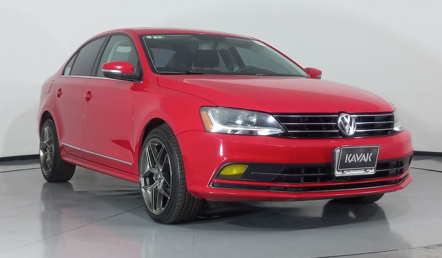 Volkswagen Jetta 2.5 TRENDLINE TIP. Sedan 2018