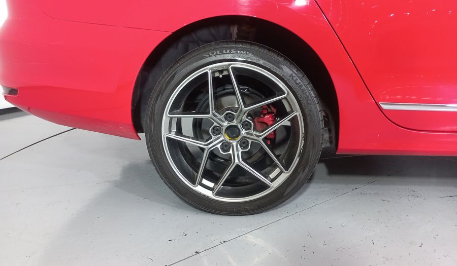 Volkswagen Jetta 2.5 TRENDLINE TIP. Sedan 2018