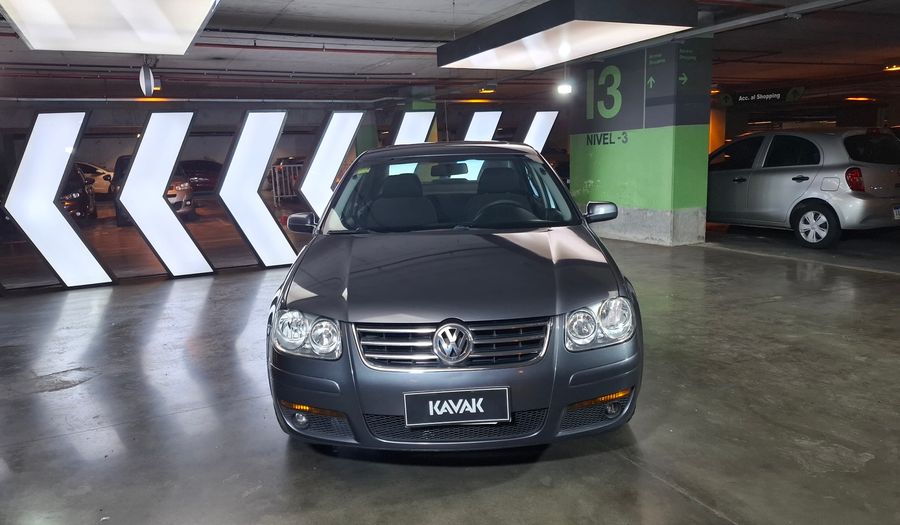 Volkswagen Bora 2.0 TRENDLINE TIPTRONIC Sedan 2011