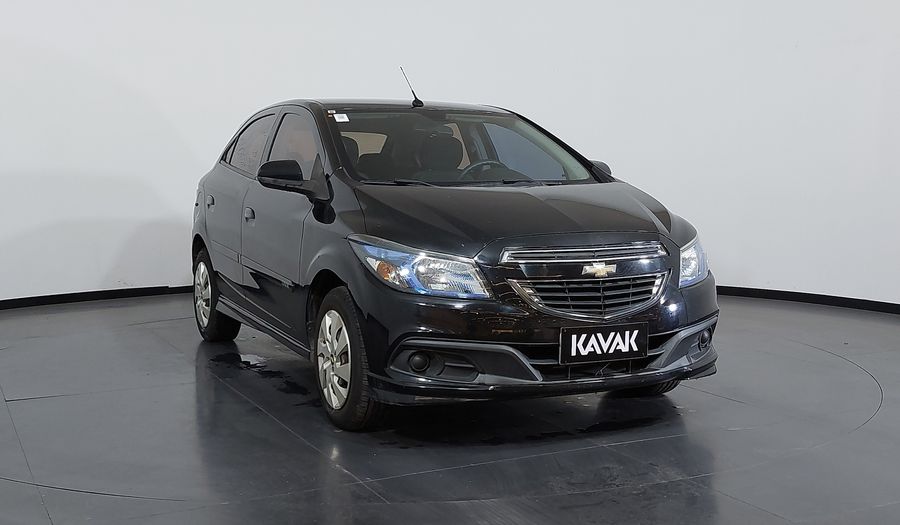 Chevrolet Onix 1.4 SPE/4 LT Hatchback 2013