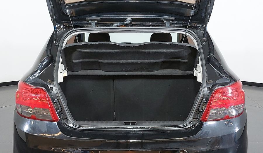 Chevrolet Onix 1.4 SPE/4 LT Hatchback 2013