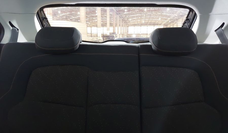 Chevrolet Onix 1.4 SPE/4 LT Hatchback 2013