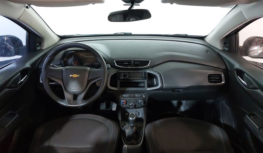 Chevrolet Onix 1.4 SPE/4 LT Hatchback 2013