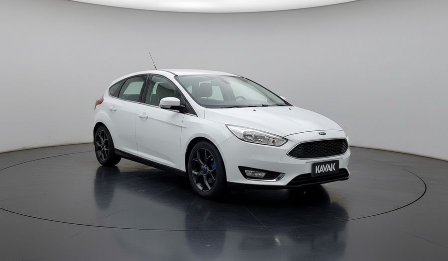 Ford Focus 2.0 SE PLUS AT Hatchback 2016