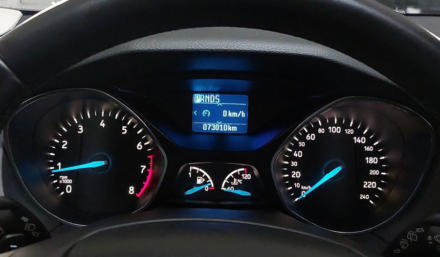 Ford Focus 2.0 SE PLUS AT Hatchback 2016