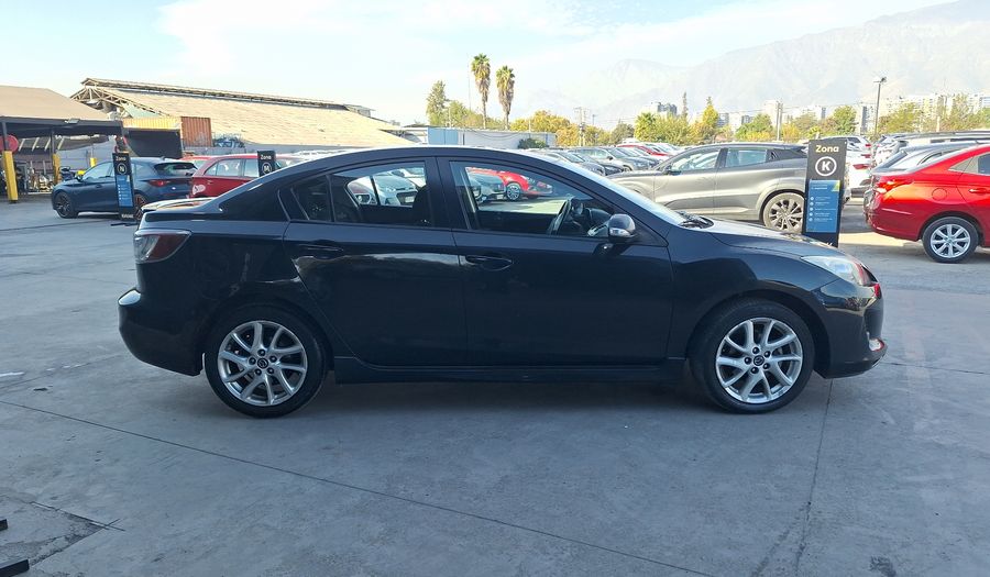 Mazda 3 2.0 SKYACTIV-G V AUTO Sedan 2014