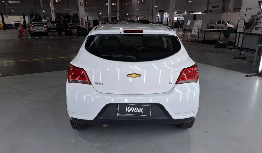 Chevrolet Onix 1.4 LT Hatchback 2018