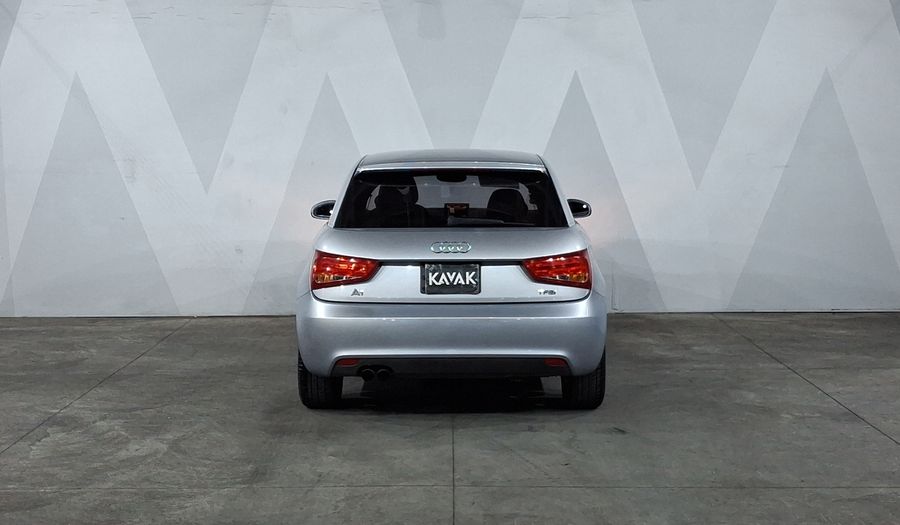 Audi A1 1.4 TFSI COOL S TRONIC Hatchback 2015