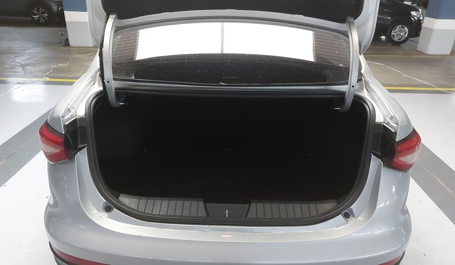 Fiat Cronos 1.8 PRECISION AUTO Sedan 2021