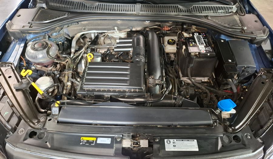 Volkswagen Vento 1.4 TSI HIGHLINE 250 AUTO Sedan 2020