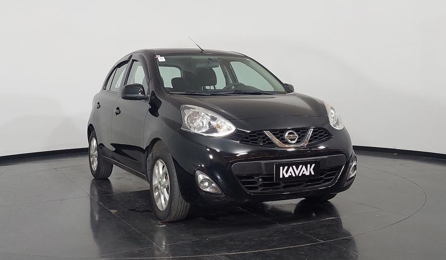 Nissan March 1.6 SV Hatchback 2017