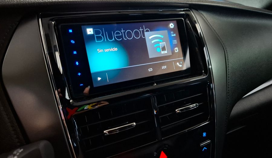 Toyota Yaris 1.5 XLS + CVT Hatchback 2025