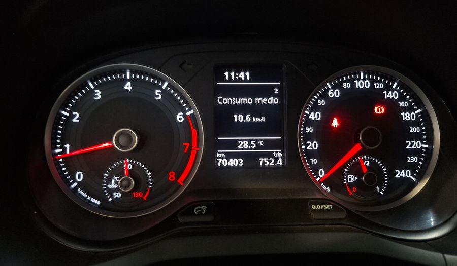 Volkswagen Voyage 1.6 HIGHLINE Sedan 2023