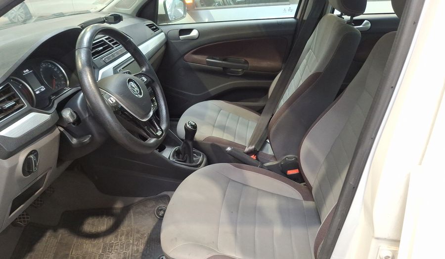 Volkswagen Voyage 1.6 HIGHLINE Sedan 2023