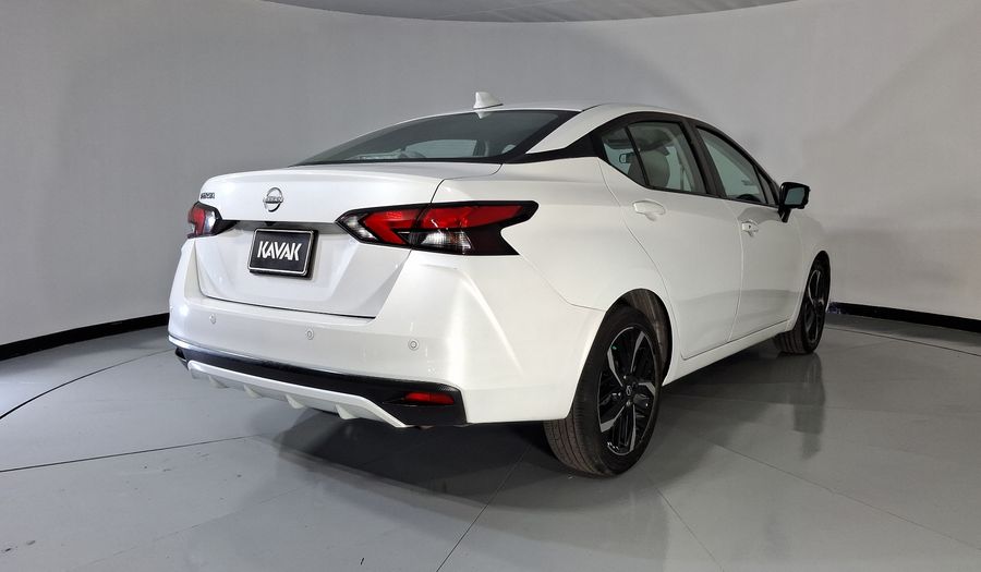 Nissan Versa 1.6 EXCLUSIVE CVT Sedan 2024