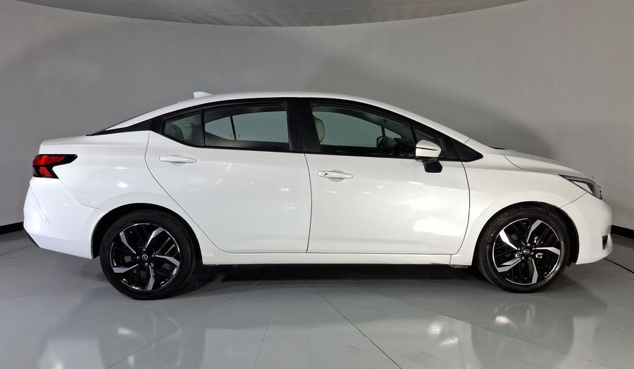 Nissan Versa 1.6 EXCLUSIVE CVT Sedan 2024