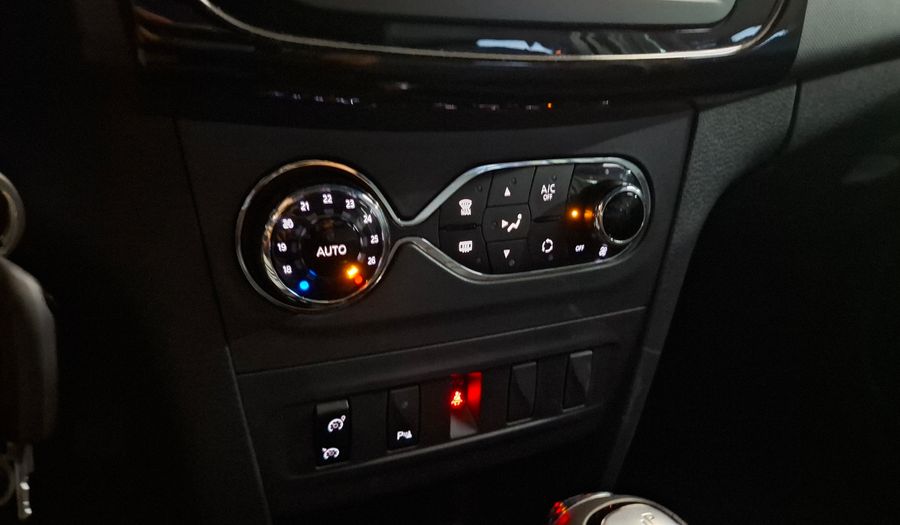 Renault Sandero Stepway 1.6 INTENS CVT Hatchback 2025