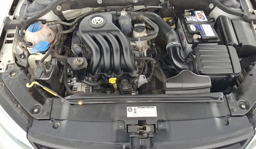 Volkswagen Jetta 2.0 MT Sedan 2016
