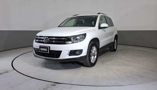 Volkswagen • Tiguan