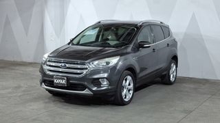 Ford • Escape