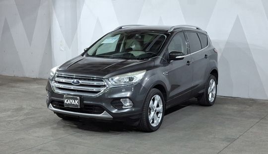 Ford • Escape