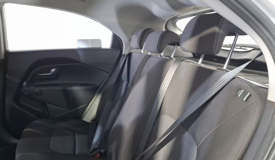 Kia Rio 1.6 LX MT Hatchback 2017