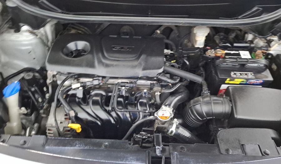 Kia Rio 1.6 LX MT Hatchback 2017