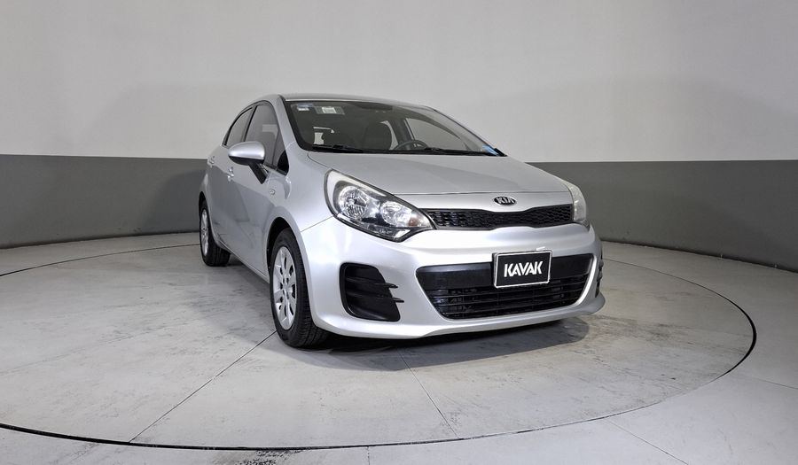 Kia Rio 1.6 LX MT Hatchback 2017