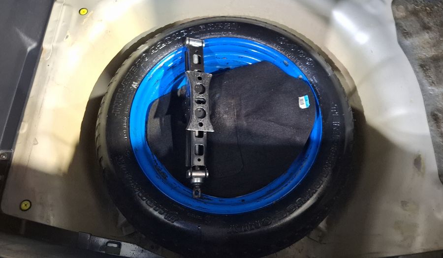 Kia Rio 1.6 LX MT Hatchback 2017